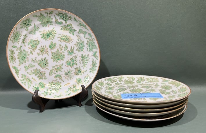 SET OF 6 CHINESE EXPORT PLATES (1 of 8)