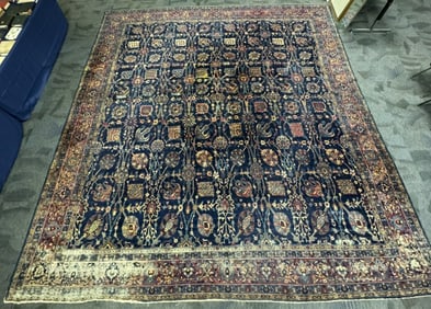 LARGE ANTIQUE ORIENTAL HANDMADE RUG