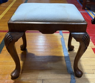 CUSTOM MADE QUEEN ANNE STOOL W/ SHELL CARVING