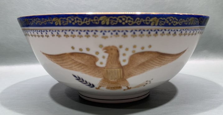ARMORIAL EXPORT BOWL W/EAGLE DECORATION: ~10" x 4-1/2?