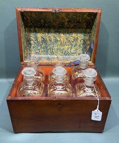 ANTIQUE MAHOGANY 6 BOTTLE TANTALUS SET