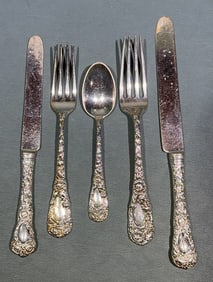 CHRYSANTHEMUM BY DURGIN SERVICE FOR 8 IN STERLING