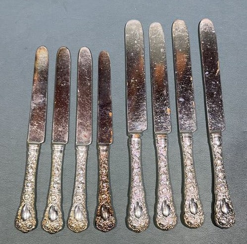 CHRYSANTHEMUM BY DURGIN DINNER & LUNCHEON KNIVES (1 of 3)