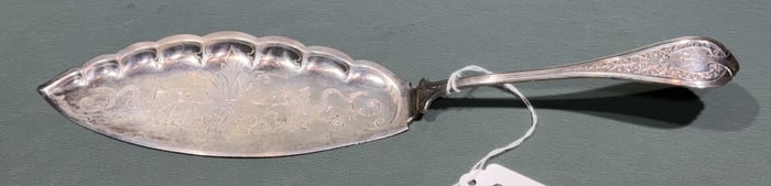 JE CALDWELL STERLING FISH SERVER