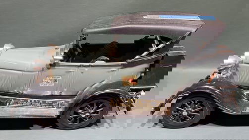 BEAM 1929 CAR MODEL DECANTER