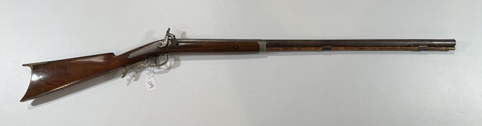 ANTIQUE BLACK POWDER LONG GUN