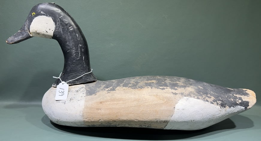 ROBERT NEIGHBORS GOOSE - CENTREVILLE DECOY: 22-1/2" x 11-1/2"