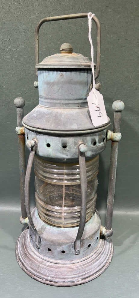 BOAT LIGHT: 12-1/2"