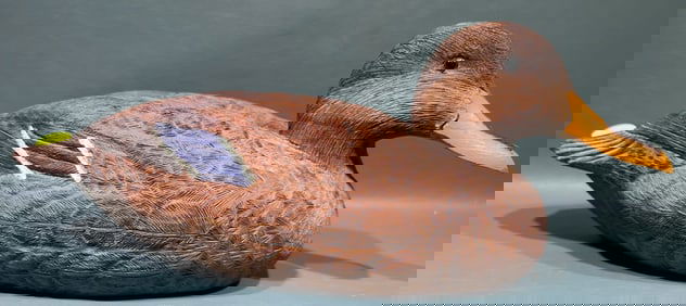 D. GIBSON DECORATIVE HEN MALLARD DECOY 1988