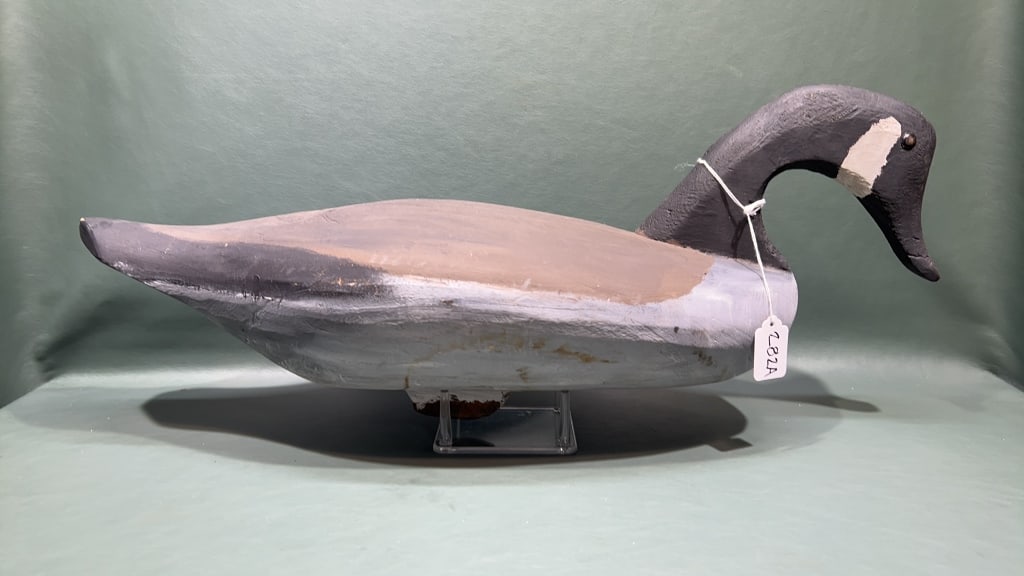 WOODEN CARVED CANADA GOOSE DECOY: 35" long