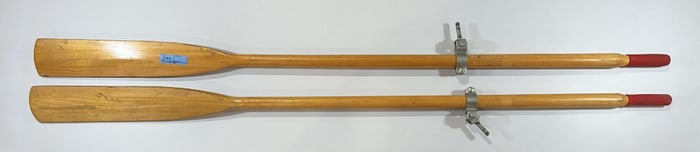 PAIR OF QUALITY BOAT OARS