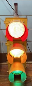 TRAFFIC LIGHT