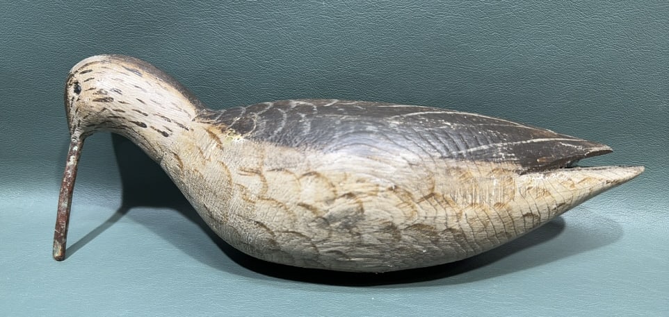 C.R. MARYER JR SHOREBIRD ON DRIFTWOOD: SHOREBIRD IS 12" & THE DRIFTWOOD IS 16"