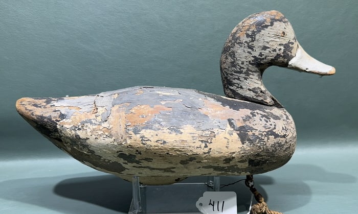 CAPT. JESS URIE BLUE BILL DECOY: 13" LONG