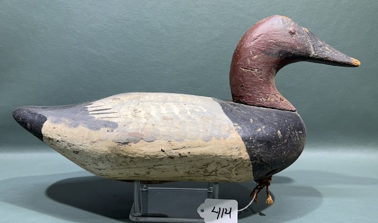 UPPER BAY CANVASBACK IN OLD WORKING REPAINT: APPRARS TO HAVE A BRAND BUT IS HARD TO TELL WITH THE AMOUNT OF PAINT - 15 1/2" LONG