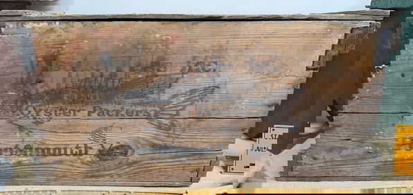 ISAAC FASS INC. WOODEN OYSTER PACKERS BOX