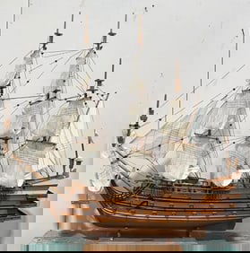 SOLEIL ROYAL PIRATE / COLONIAL SHIP MODEL