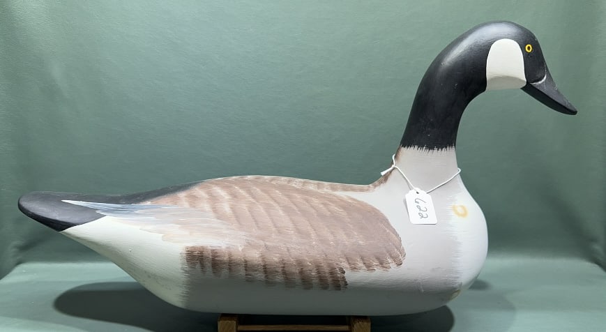 UPPER BAY CANADA GOOSE DECOY (UNRIGGED): 24" X 12" X 9"