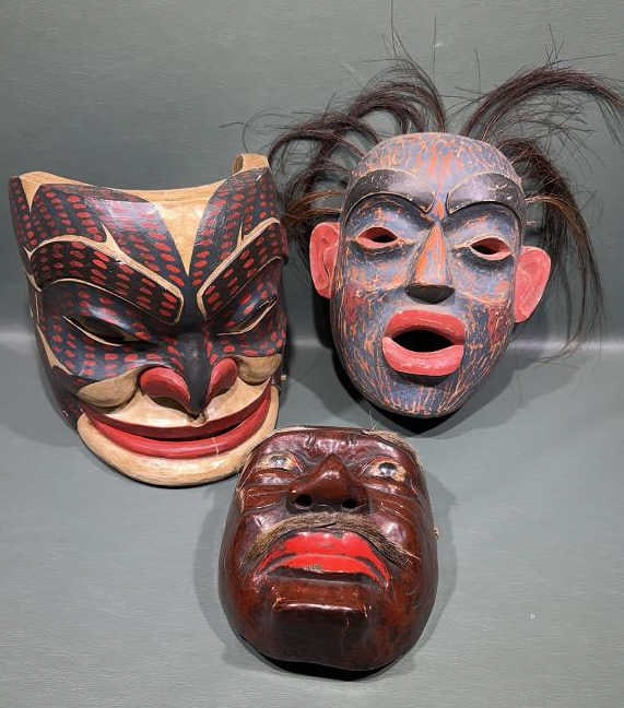 3 WOODEN CARVED MASKS: LARGEST 8" X 8-1/2"