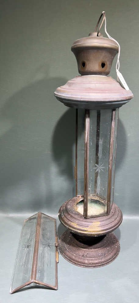 ANTIQUE LANTERN W/ ETCHED SHADES: 20" TALL