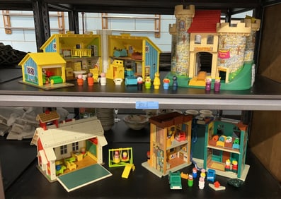 VINTAGE FISHER PRICE TOY LOT