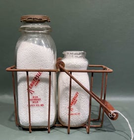 2 SMALL KENNERSLEY MILK BOTTLES & CARRIER