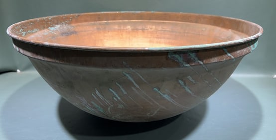 LARGE COPPER POT