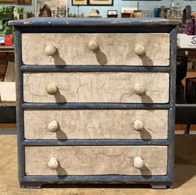 ANTIQUE PAINT DECORATED CHILD'S CHEST