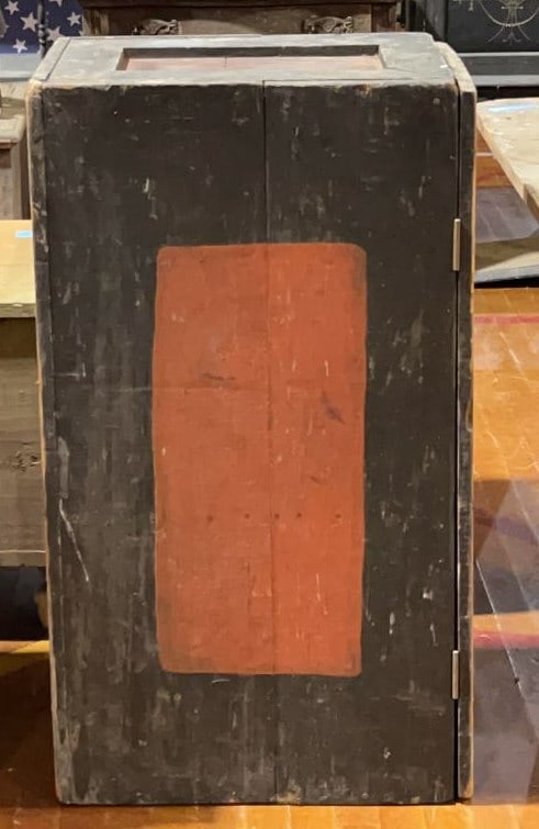 PAINT DECORATED BOX: 37" x 21" x 14-1/2"