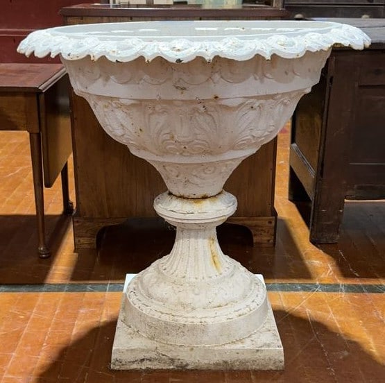 ANTIQUE CAST IRON GARDEN URN: 27-1/2" X 28"