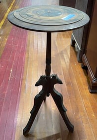 VICTORIAN WALNUT CANDLE STAND
