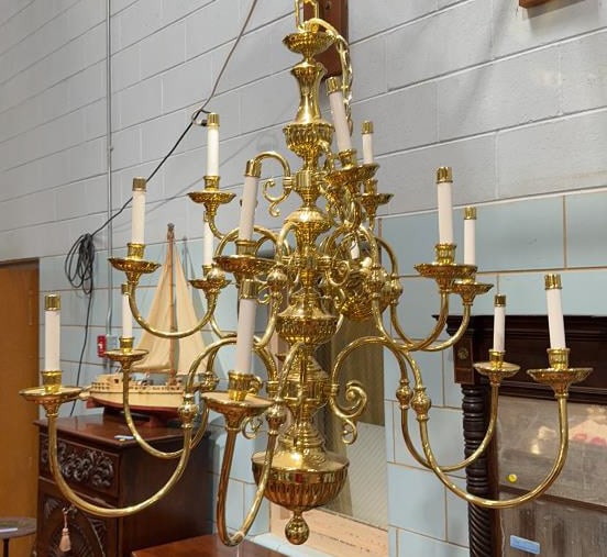 LARGE BRASS CHANDELIER (1 of 4)