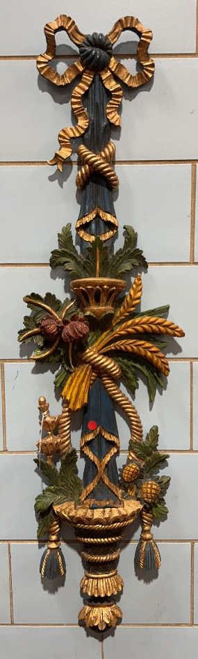 CARVED WOODEN PAINT DECORATED ITALIAN WALL SCONCE (1 of 5)