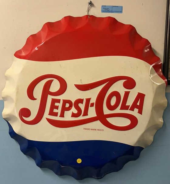 PEPSI-COLA METAL BOTTLE CAP ADVERTISING SIGN: 27" DIA