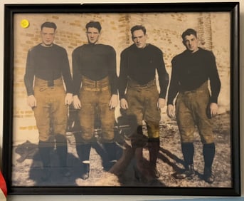 EARLY PHOTO OF FOOTBALL PLAYERS