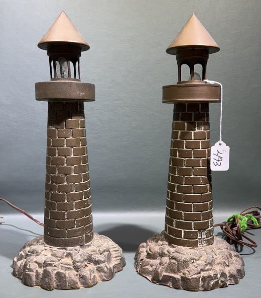 PAIR OF WWII TRENCH ART LIGHT HOUSE LIGHTS (1 of 6)