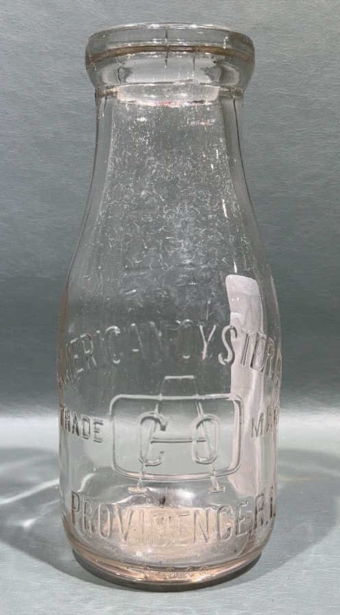 AMERICAN OYSTER CO. PINT BOTTLE: 7"