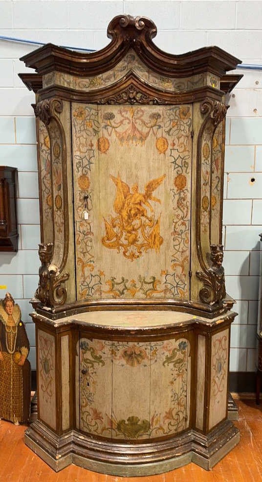 18TH CENTURY VENETIAN PAINTED & GILT WOOD CABINET (1 of 16)