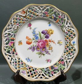 12 SCHUMANN "DRESDEN PATTERN RETICULATED PLATES"