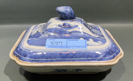ANTIQUE CANTON COVERED VEGETABLE