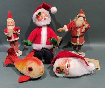 COLLECTION OF VARIOUS SANTAS