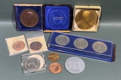 COLLECTION OF VARIOUS BRONZE & OTHER MEDALS