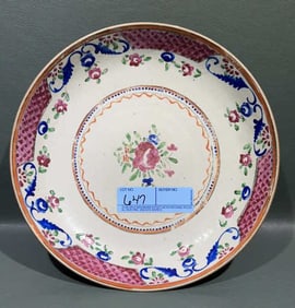 ANTIQUE CHINESE EXPORT FAMILLE ROSE CHARGER