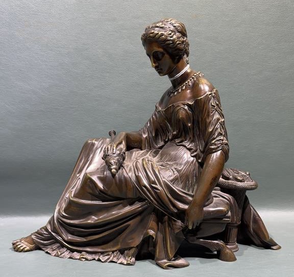BRONZE FIGURE OF LOUNGING WOMEN (1 of 4)