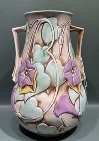 ROSEVILLE "MORNING GLORY" VASE W/ HANDLES