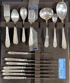 32 PIECE SET OF STIEFF CORSAGE STERLING FLATWARE