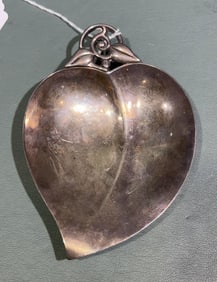 TIFFANY & CO. STERLING LEAF DISH