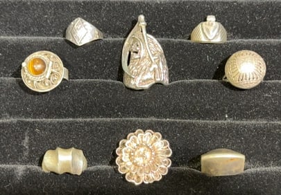 COLLECTION OF 8 VARIOUS STERLING RINGS