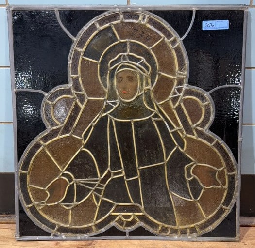 ANTIQUE RELIGIOUS STAINED LEADED GLASS WINDOW (1 of 5)