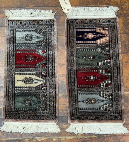 2 SMALL ORIENTAL HANDMADE RUGS (1 of 4)